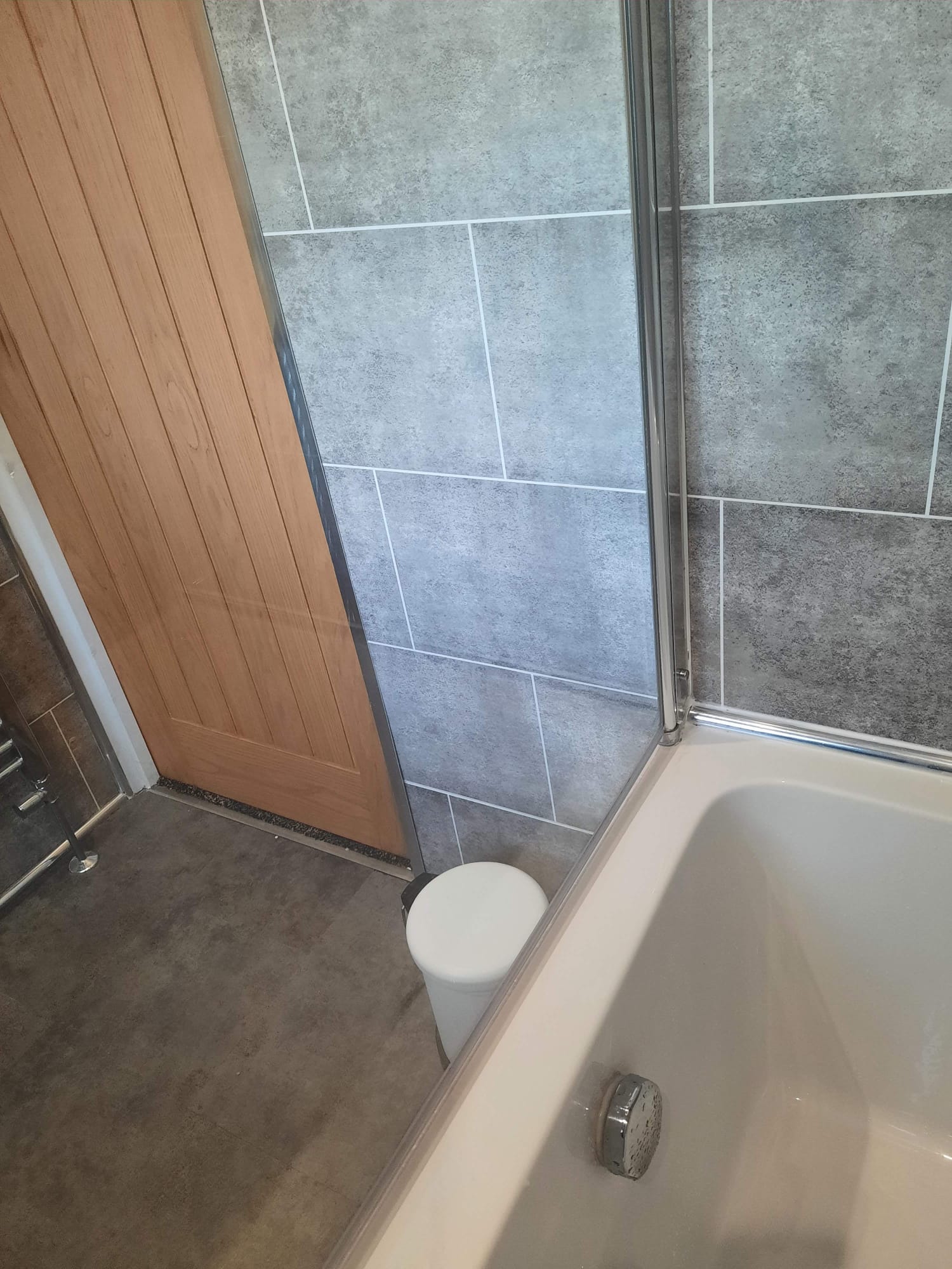 After – Shower screen